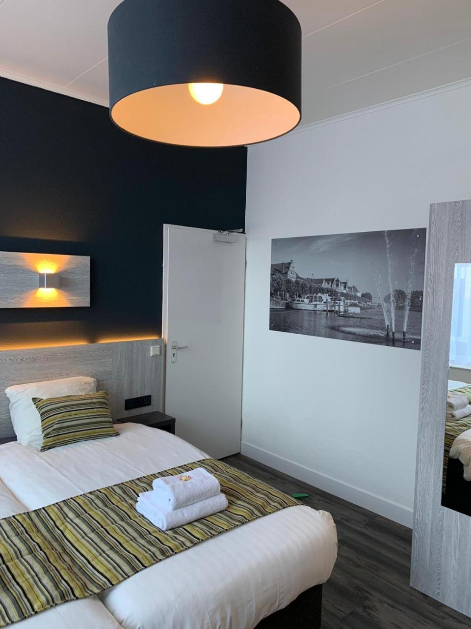 Hotel & Appartementen Royal Sas van Gent المظهر الخارجي الصورة